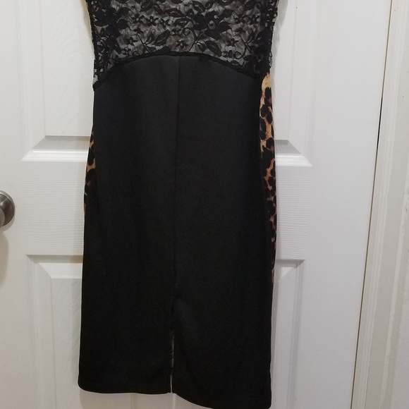 SOLD: Bongo leopard dress with lace - Picture 4 of 8